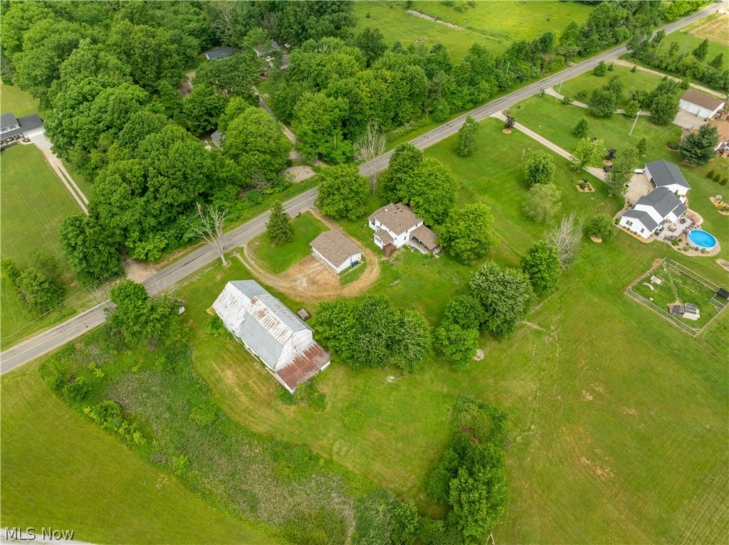 3372 Mcclintocksburg Road Diamond OH 44412