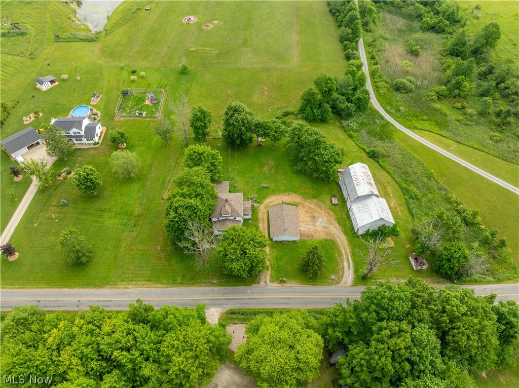 3372 Mcclintocksburg Road Diamond OH 44412
