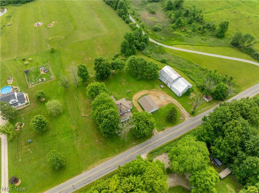 3372 Mcclintocksburg Road Diamond OH 44412