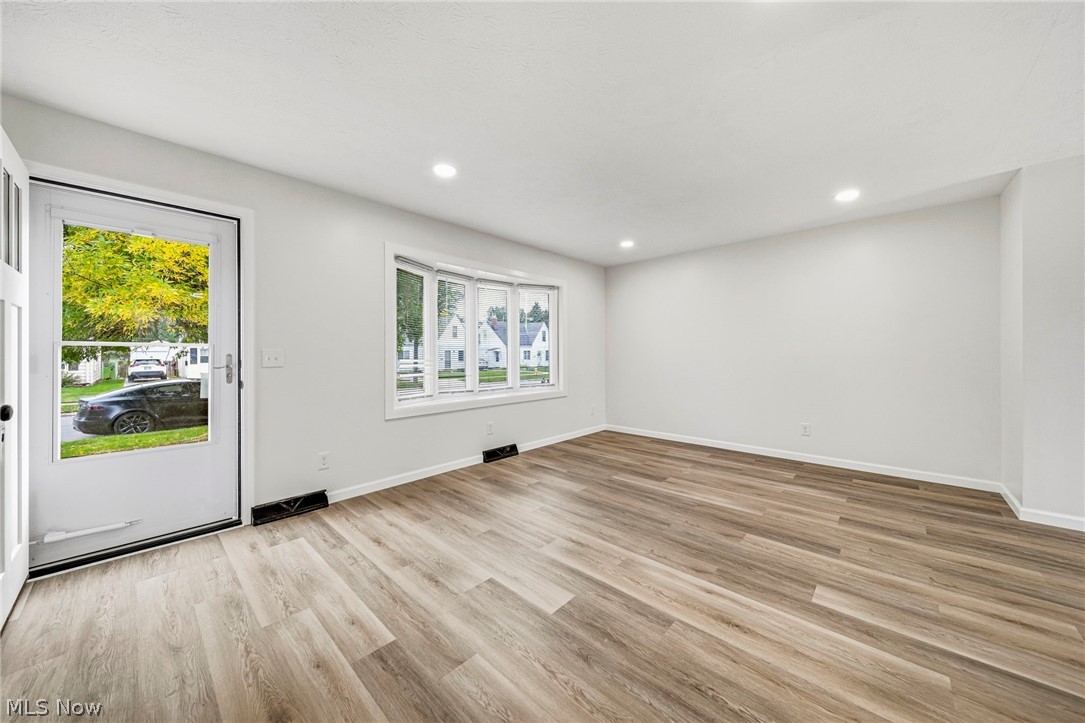 3908 Kenmore Avenue Parma OH 44134