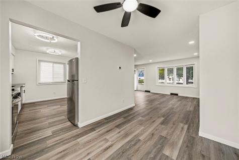 3908 Kenmore Avenue Parma OH 44134