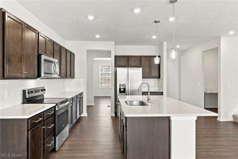 26555 Daisy Lane Olmsted Twp OH 44138