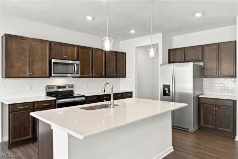26555 Daisy Lane Olmsted Twp OH 44138
