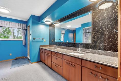 29427 Schwartz Road Westlake OH 44145