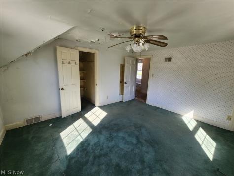 214 Maywood Drive Youngstown OH 44512