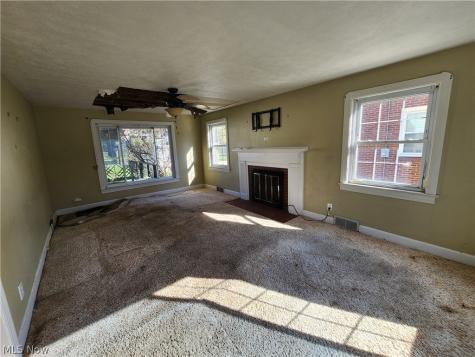 214 Maywood Drive Youngstown OH 44512