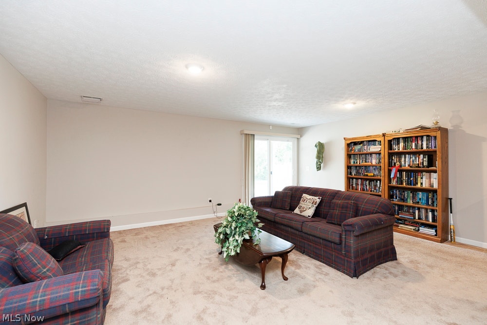3216 Robin Lane Lorain OH 44053