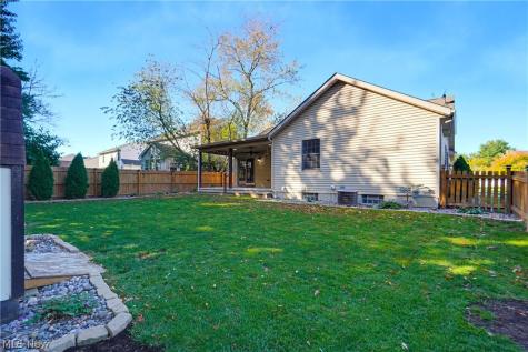 607 Sparrow Way Wadsworth OH 44281