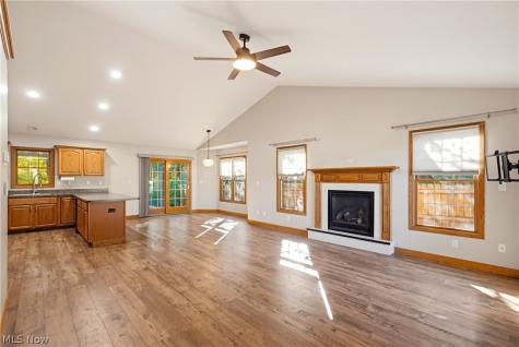 607 Sparrow Way Wadsworth OH 44281