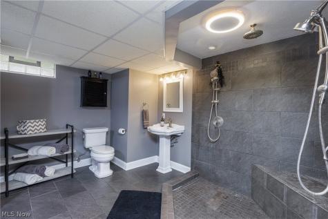3781 Summit Road Ravenna OH 44266