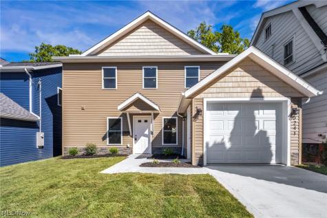 5241 Forest Avenue Maple Heights OH 44137