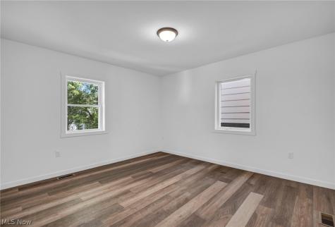 5241 Forest Avenue Maple Heights OH 44137