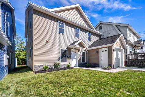 5241 Forest Avenue Maple Heights OH 44137