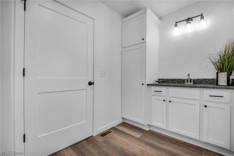 5241 Forest Avenue Maple Heights OH 44137
