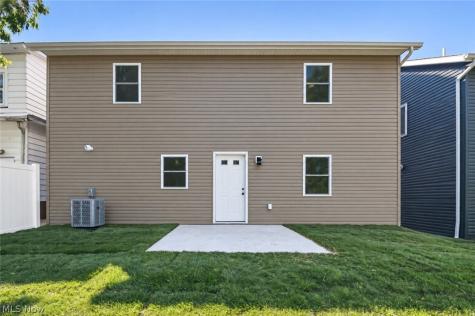 5241 Forest Avenue Maple Heights OH 44137