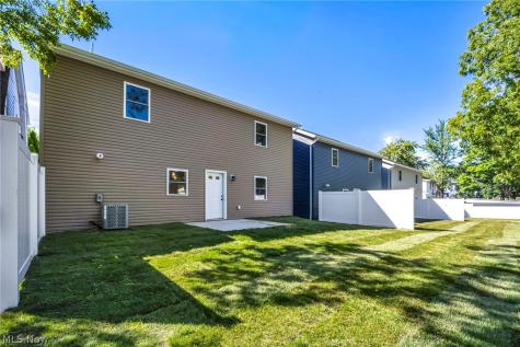 5241 Forest Avenue Maple Heights OH 44137