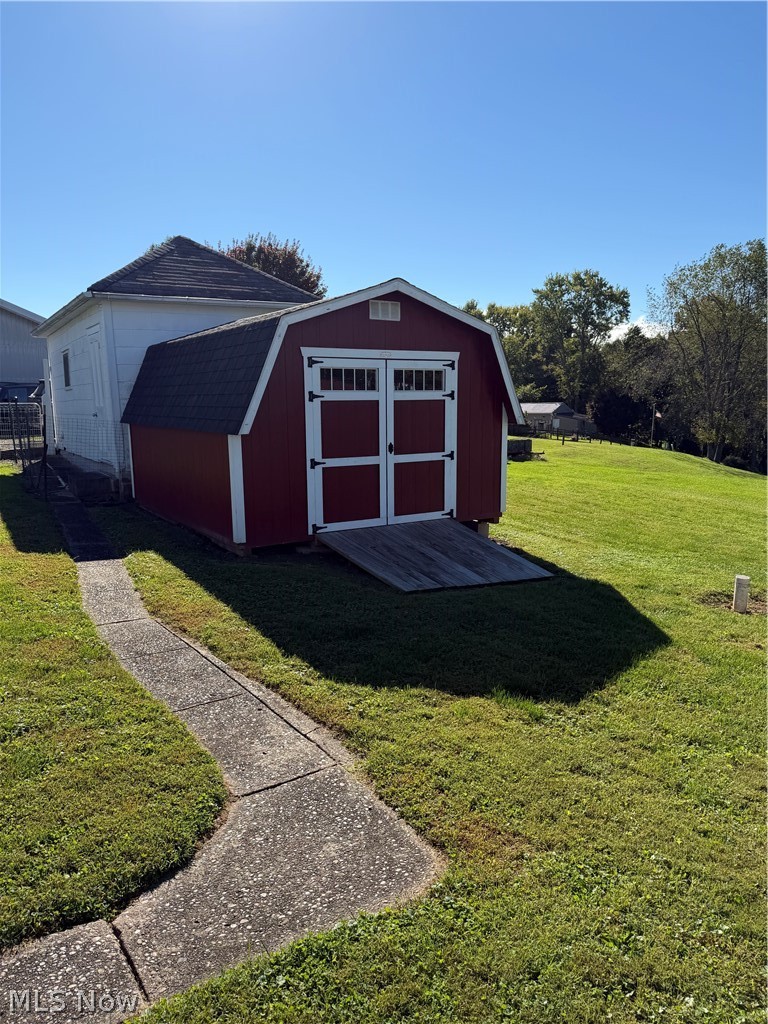 413 E Church Street Woodsfield OH 43793