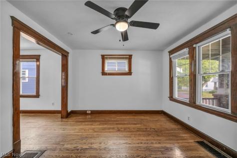 4609 Wichita Avenue Cleveland OH 44144