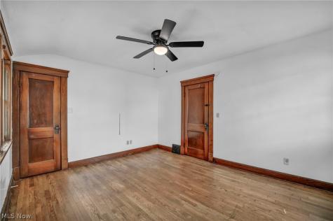 4609 Wichita Avenue Cleveland OH 44144