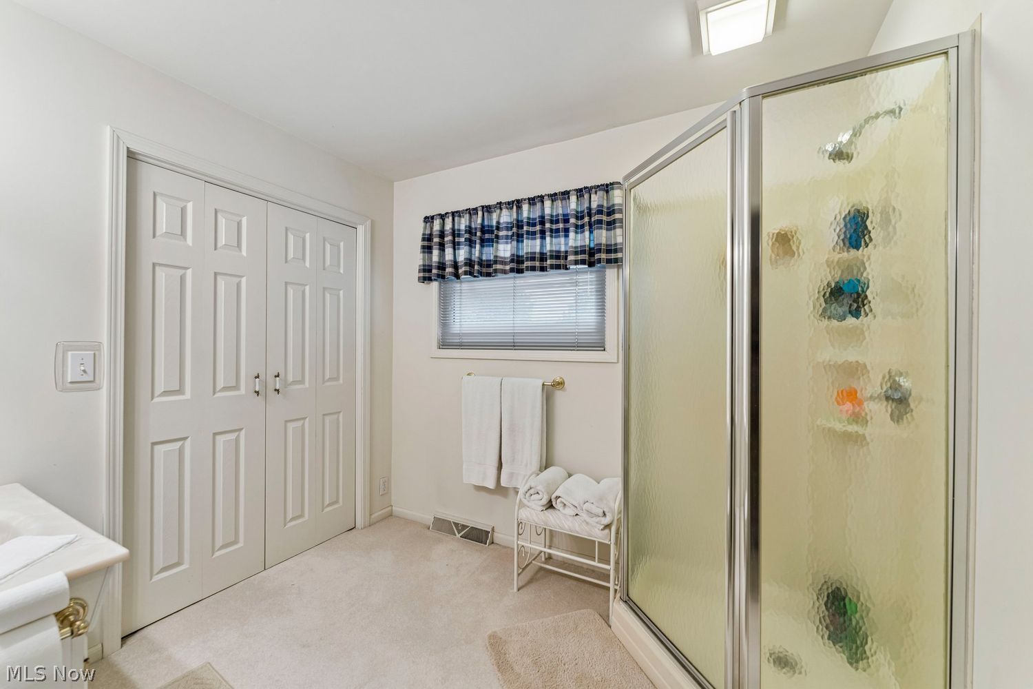 1512 Parkgate Avenue Akron OH 44313