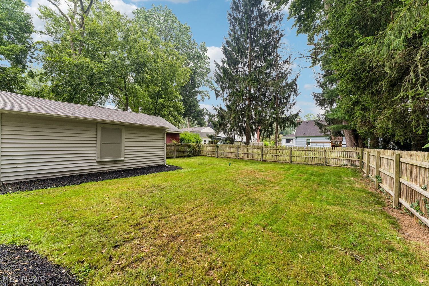 1512 Parkgate Avenue Akron OH 44313