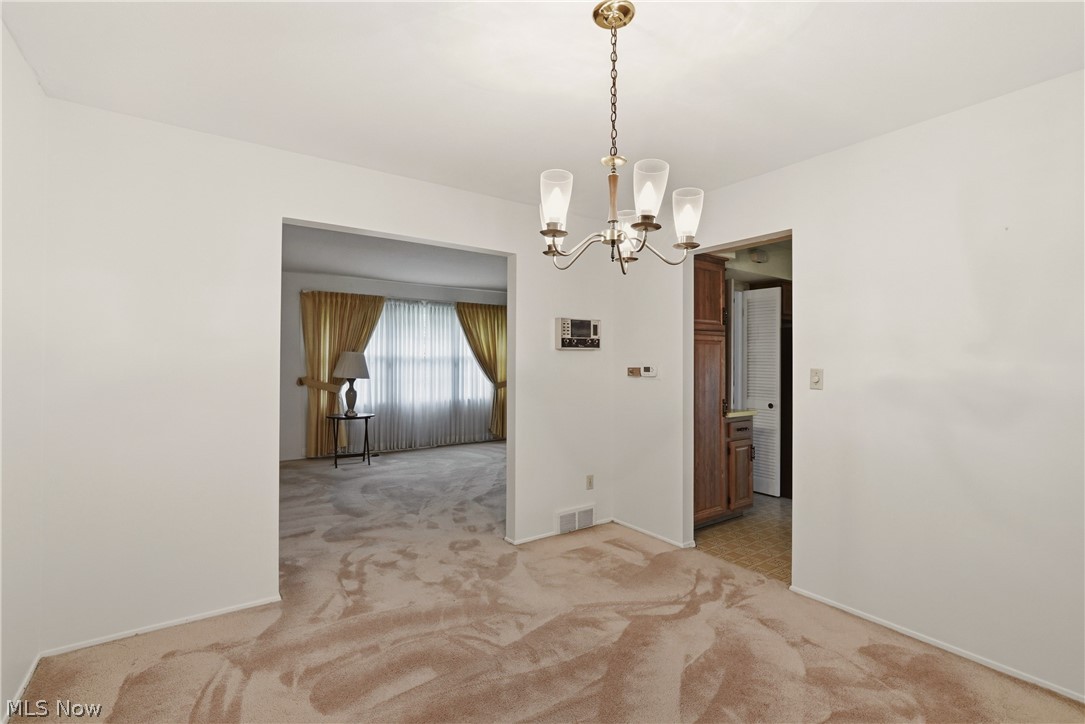 2445 Olentangy Drive Akron OH 44333