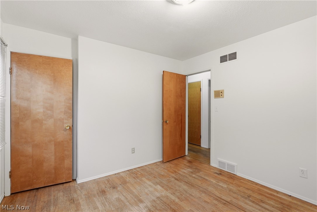 2445 Olentangy Drive Akron OH 44333