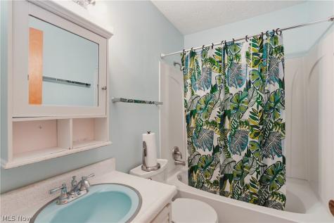 2445 Olentangy Drive Akron OH 44333