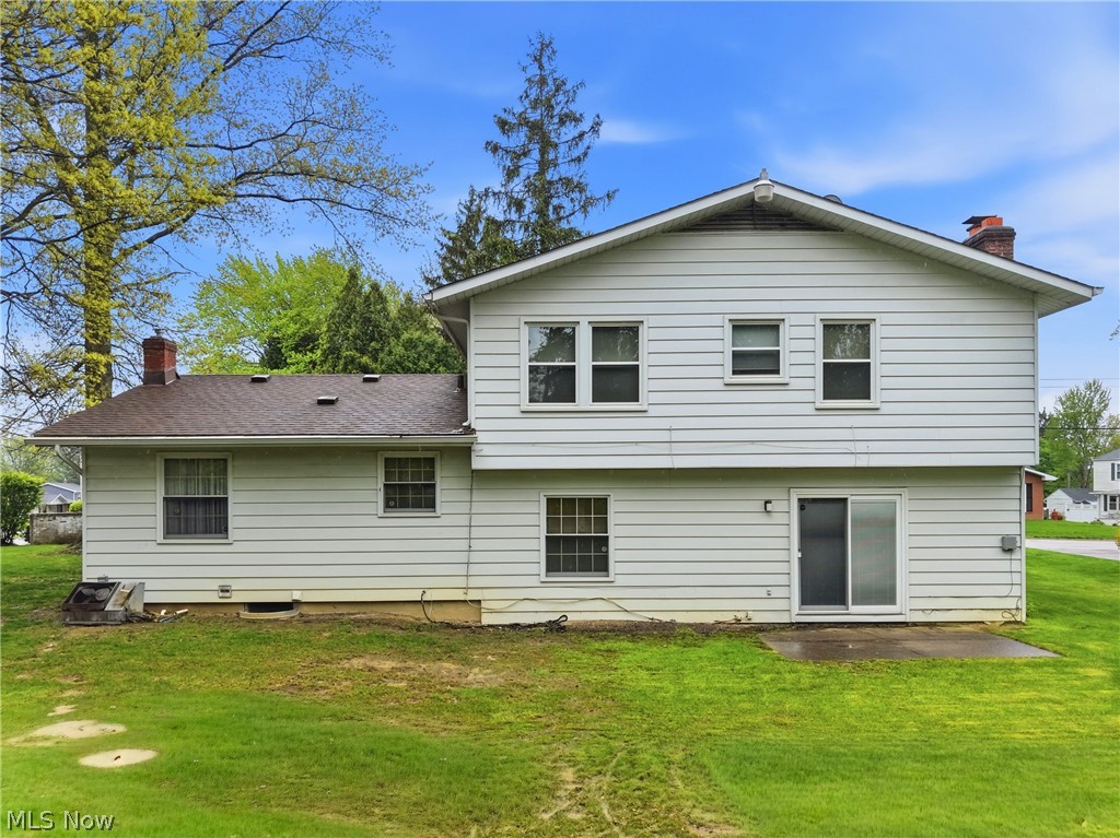 2445 Olentangy Drive Akron OH 44333