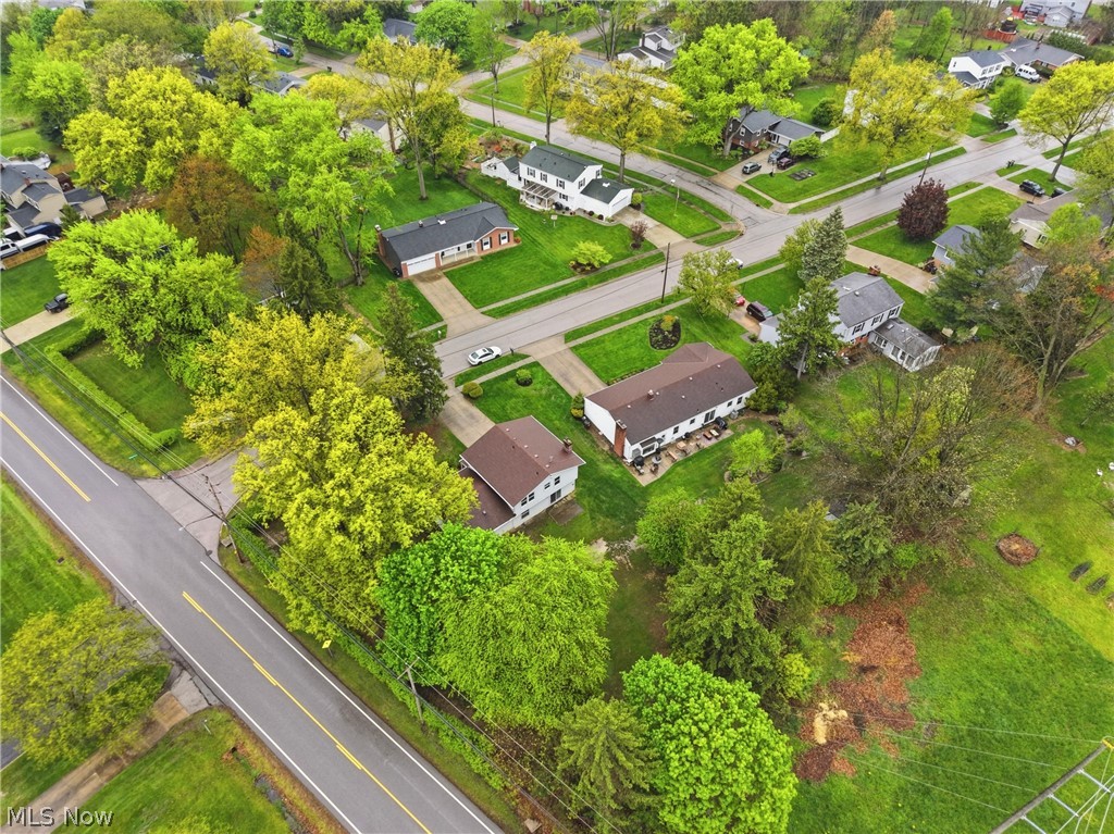 2445 Olentangy Drive Akron OH 44333