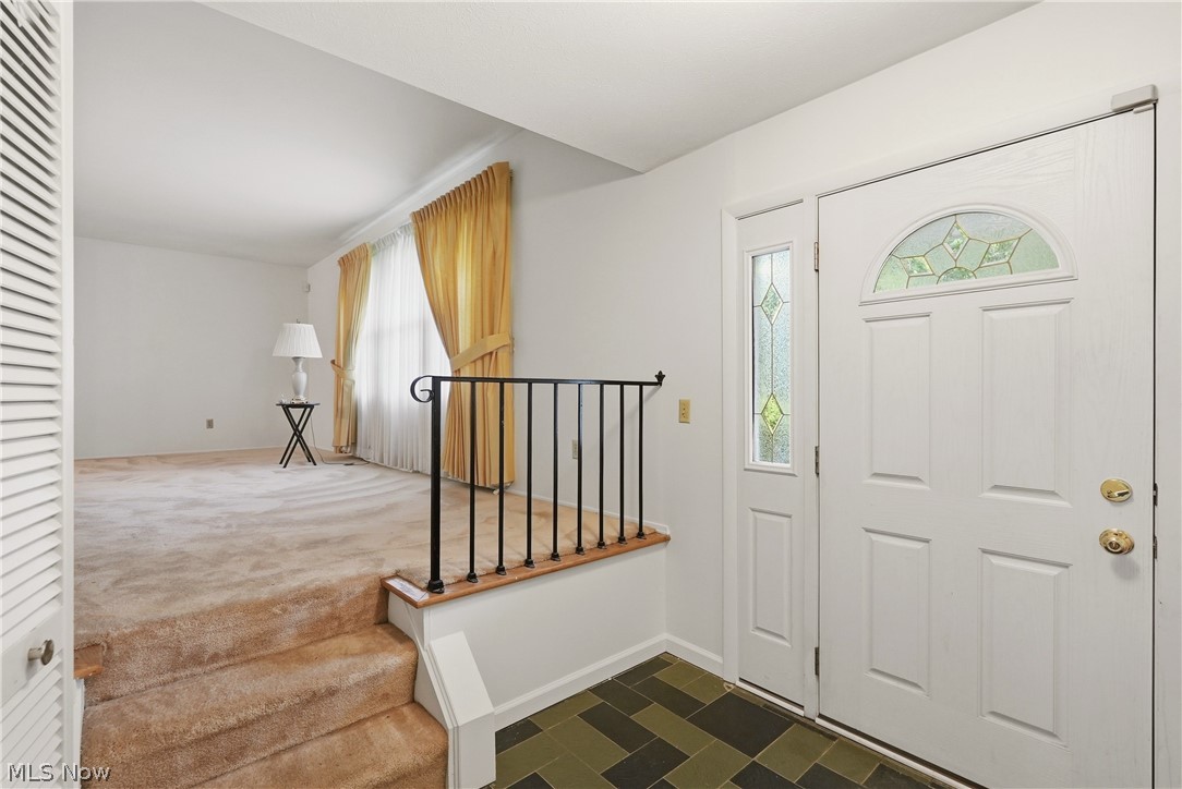 2445 Olentangy Drive Akron OH 44333