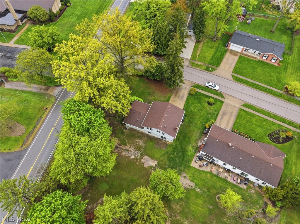 2445 Olentangy Drive Akron OH 44333