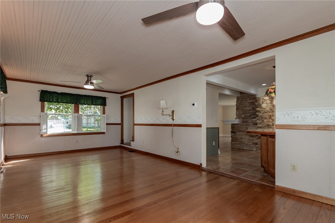 1403 Pine Drive Saybrook OH 44004