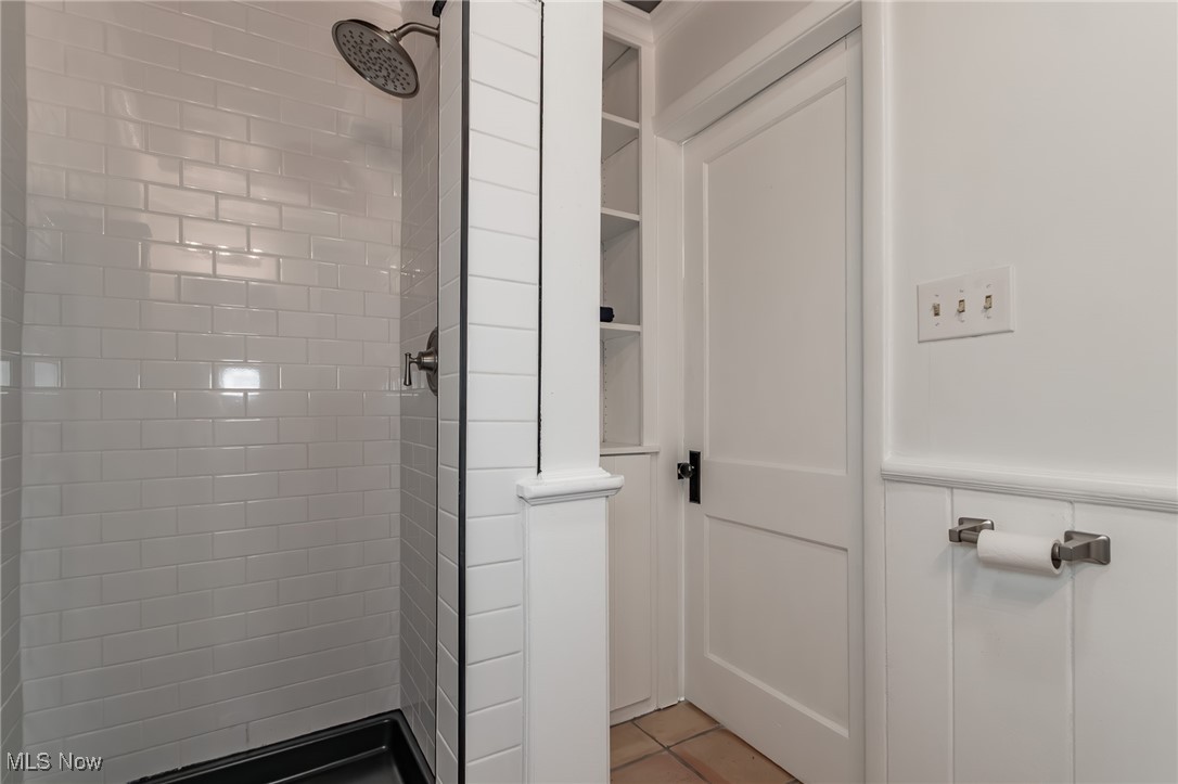 1403 Pine Drive Saybrook OH 44004