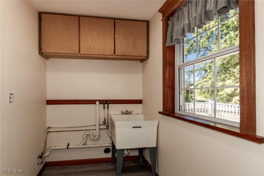 1403 Pine Drive Saybrook OH 44004