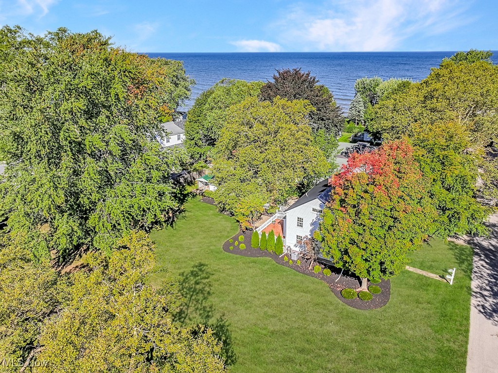 1403 Pine Drive Saybrook OH 44004