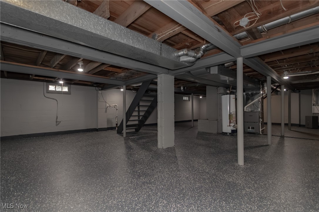 1403 Pine Drive Saybrook OH 44004