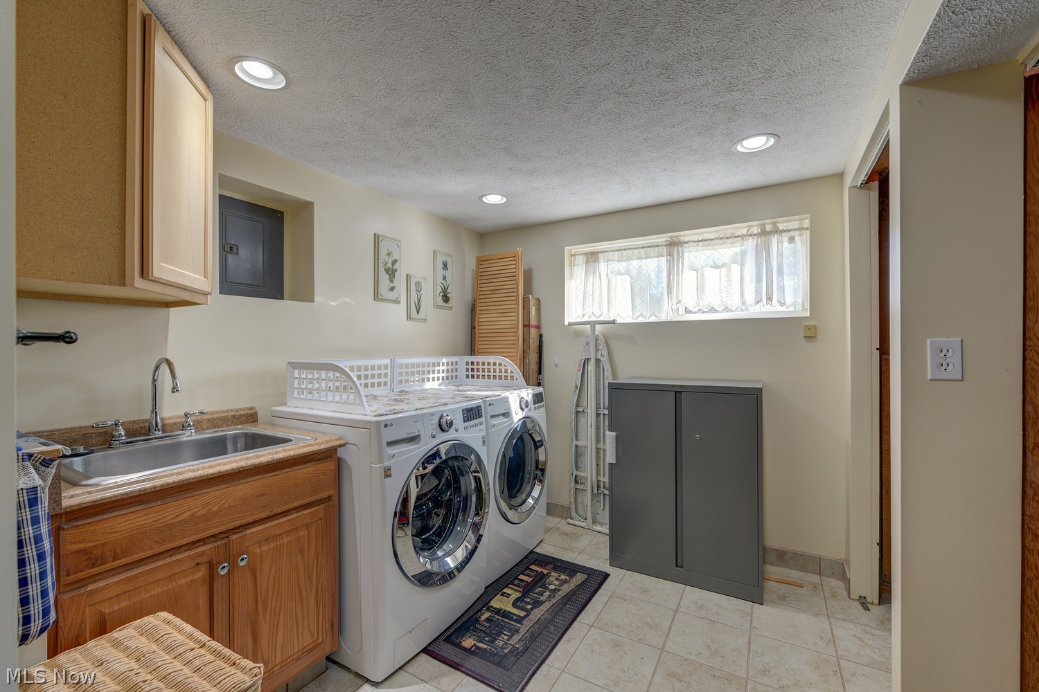 4295 W 181st Street Cleveland OH 44135