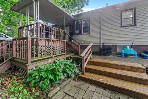 151 Parkgate Avenue Youngstown OH 44515