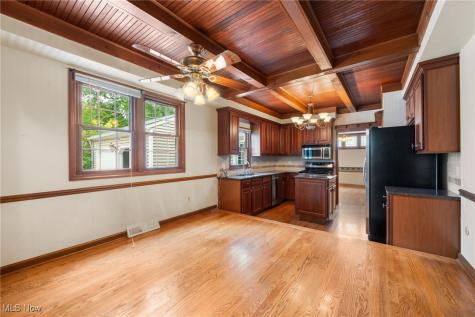 260 Saddler Road Bay Village OH 44140