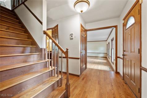 260 Saddler Road Bay Village OH 44140