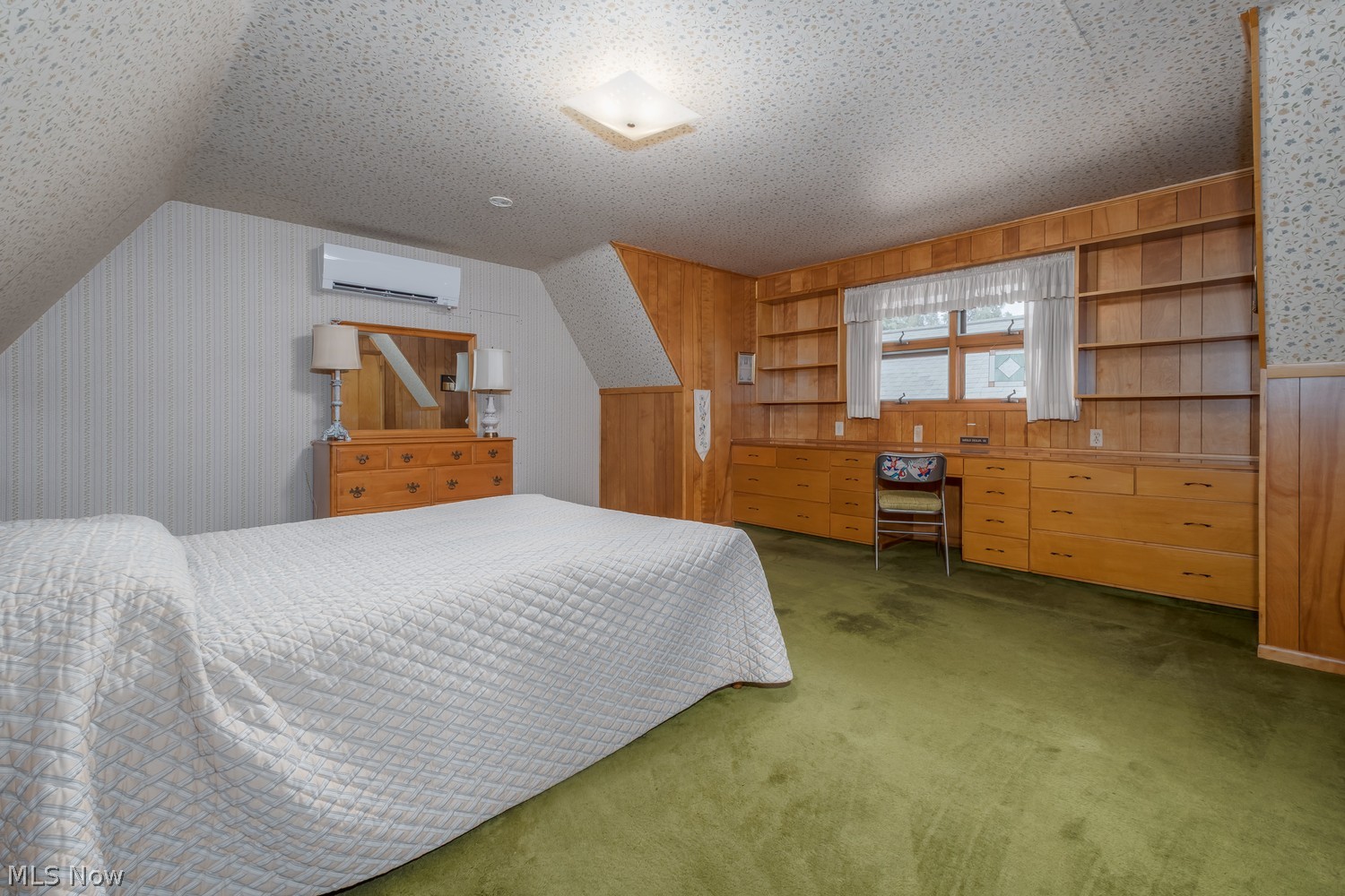 3725 Blackburn Road NW Canton OH 44718