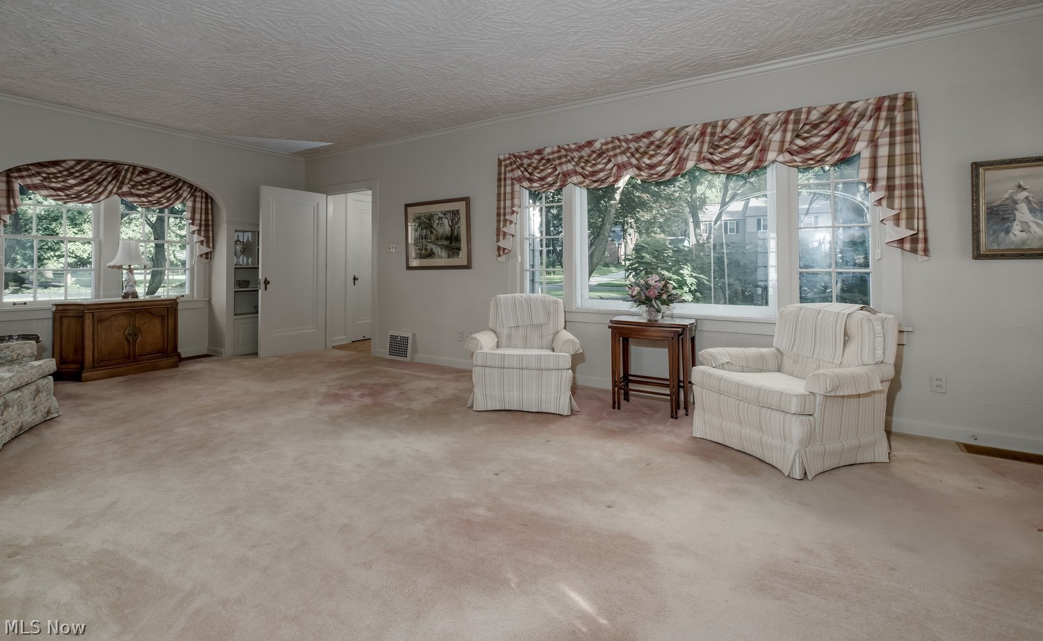 3725 Blackburn Road NW Canton OH 44718