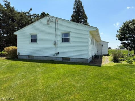 7493 Millersburg Road Wooster OH 44691
