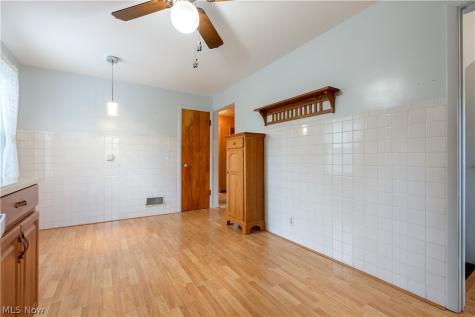 814 Lakeview Avenue NW Canton OH 44708