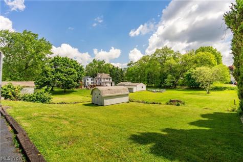 814 Lakeview Avenue NW Canton OH 44708
