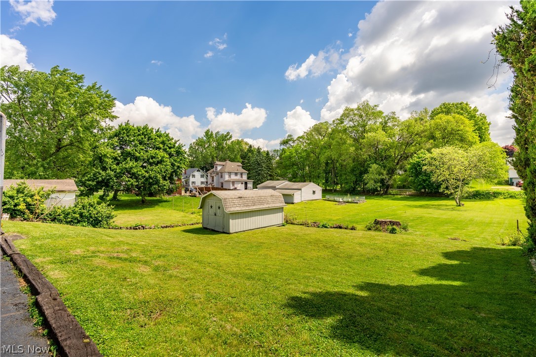 814 Lakeview Avenue NW Canton OH 44708