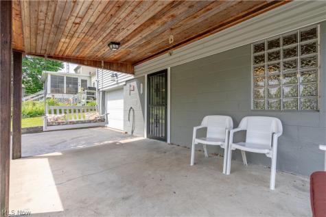 814 Lakeview Avenue NW Canton OH 44708
