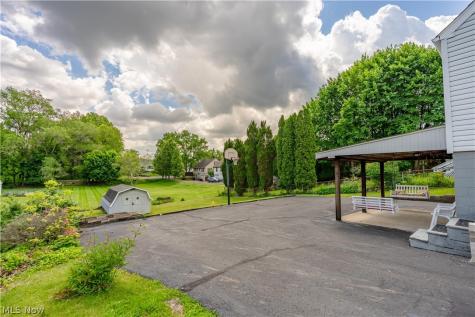 814 Lakeview Avenue NW Canton OH 44708