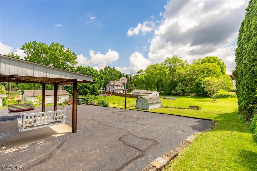 814 Lakeview Avenue NW Canton OH 44708